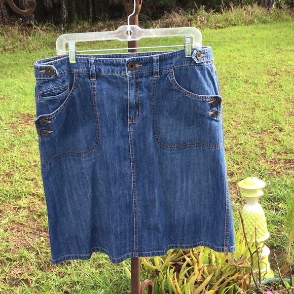 🦋Bass Denim Fun Skirt Size 14 Wardrobe Must Have 🦋 - Picture 2 of 7
